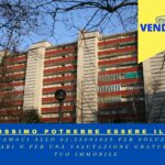 Giallo Casa Venduto Cartolina (20)