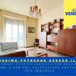 Giallo Casa Venduto Cartolina (2)