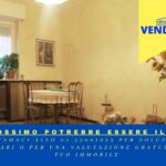 Giallo Casa Venduto Cartolina (4)